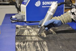 honeycomb cutter - ultrasonic cutter